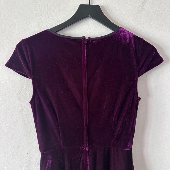 ModCloth Velvet Fit & Flare Dress Small Plum Purple Holiday Christmas Party Clas - Picture 11 of 11